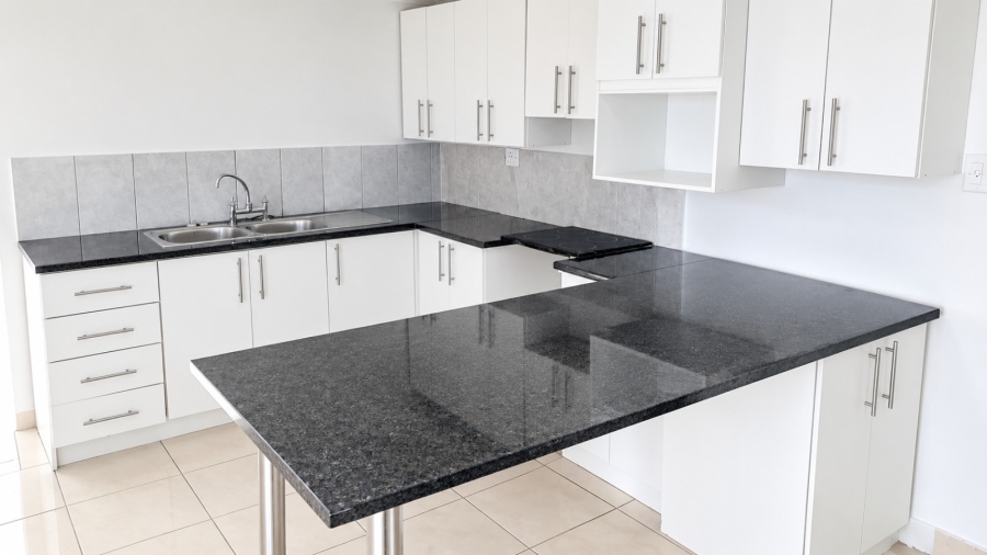 5 Bedroom Property for Sale in Morningside Eastern Cape